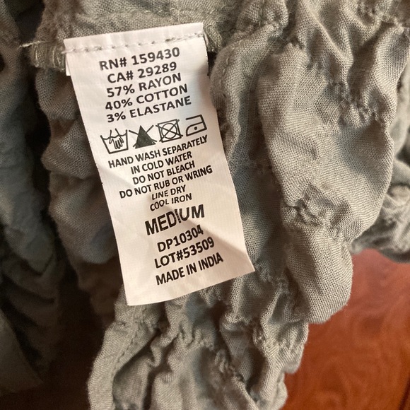 boutique tie front ruched fabric blouse - Picture 5 of 5